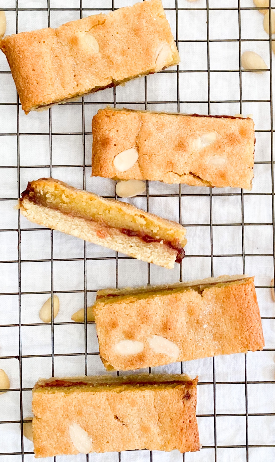 Strawberry and almond slices